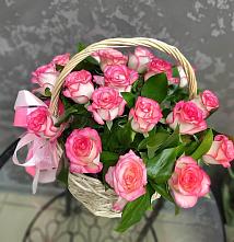 Цветочная композиция из Розы в корзине #REPLACE_PRED# Лешуконском
